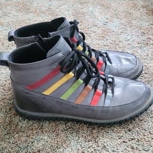 Women's Spring Step mambo ankle bootie